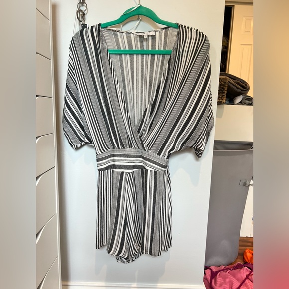 Women’s romper - Picture 2 of 2